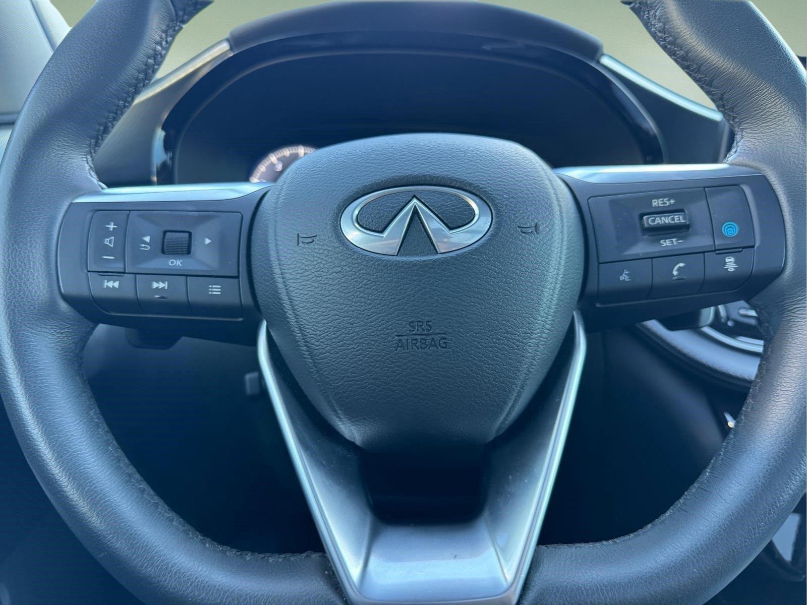 Used 2025 INFINITI QX60 Luxe w/ Vision Package AWD/4WD image 22