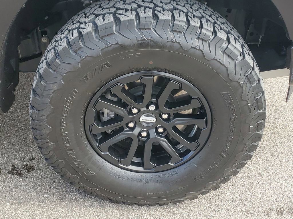 Used 2025 Ford F150 Raptor image 5