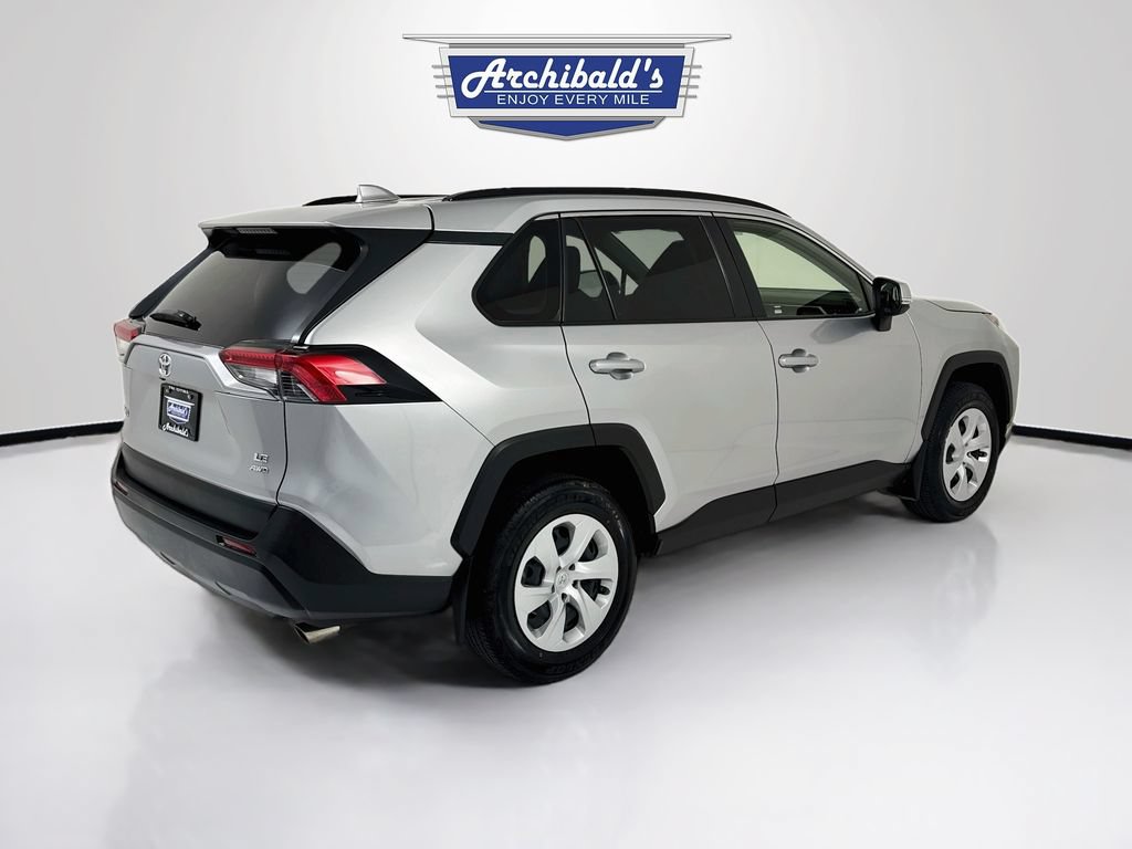 Used 2019 Toyota RAV4 LE w/ All Weather Liner Package AWD/4WD image 8