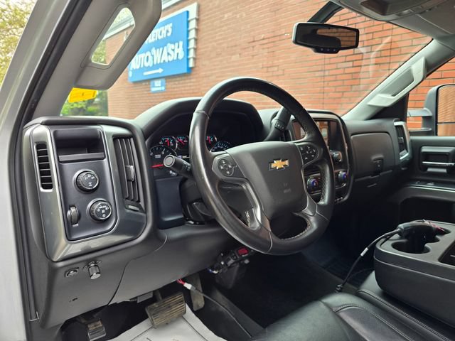 Used 2015 Chevrolet Silverado 2500 LT w/ LT Convenience Package AWD/4WD image 15