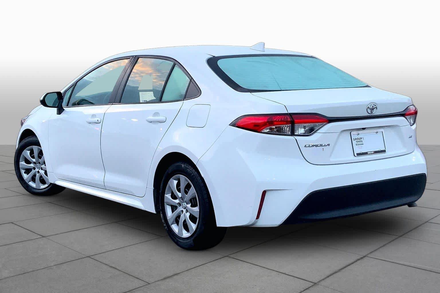 Used 2024 Toyota Corolla LE FWD image 11