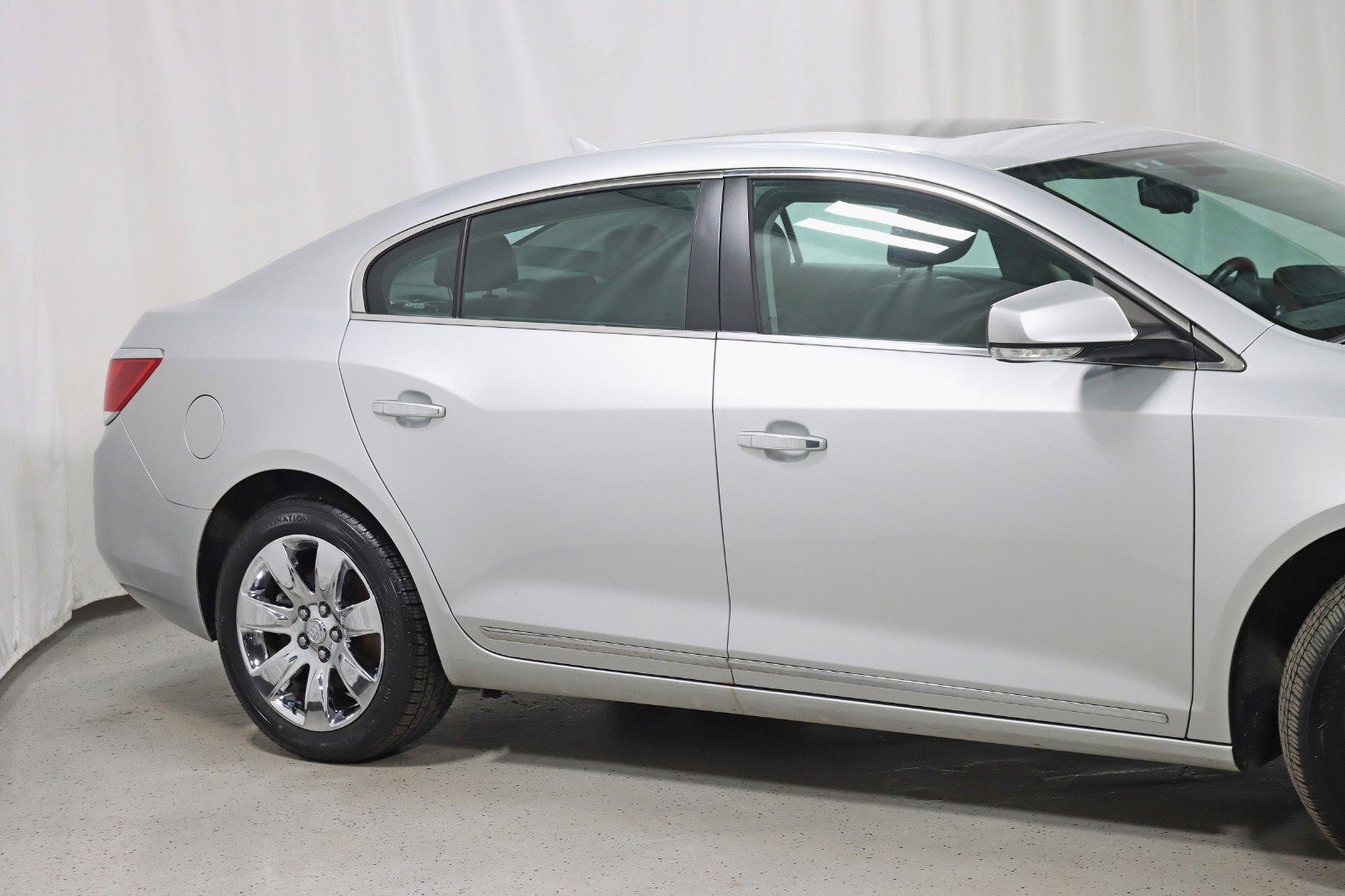 Used 2012 Buick LaCrosse Premium image 3