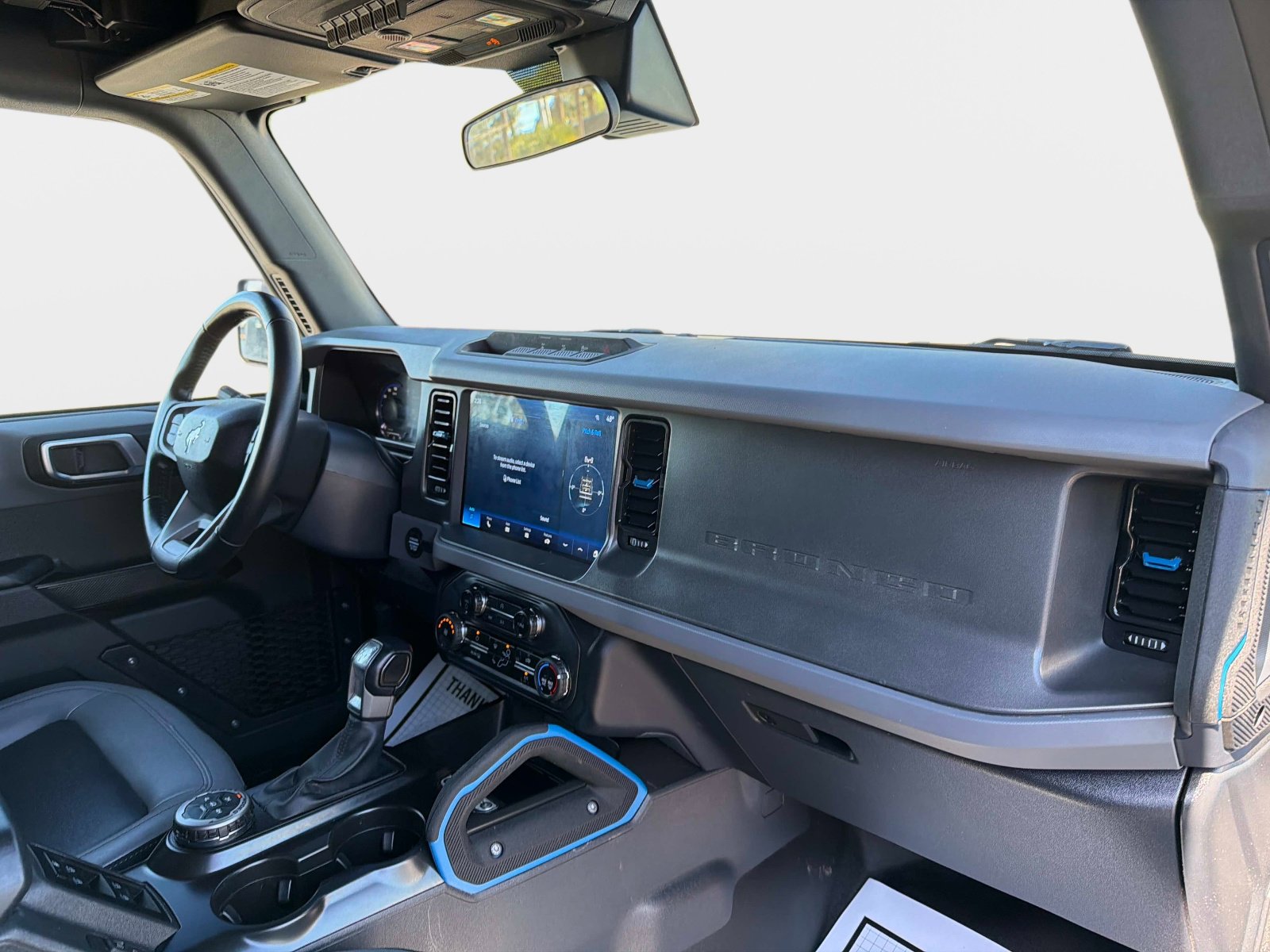 Used 2024 Ford Bronco Black Diamond image 24