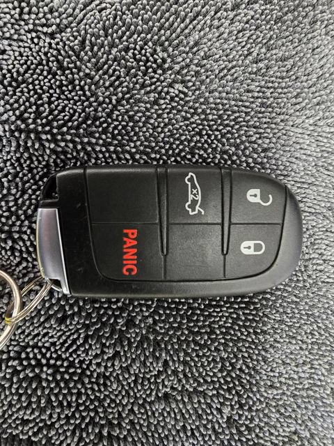 Used 2015 Dodge Challenger SRT w/ Technology Group RWD image 32