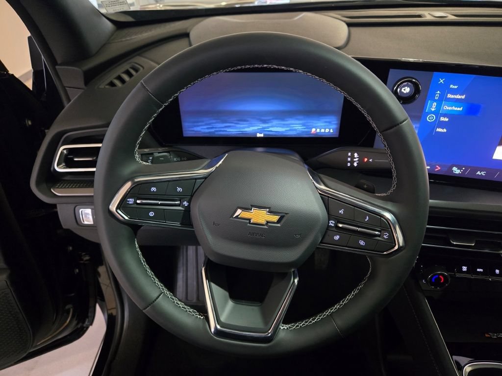 New 2026 Chevrolet Traverse LT w/ Driver Confidence Package AWD/4WD image 29