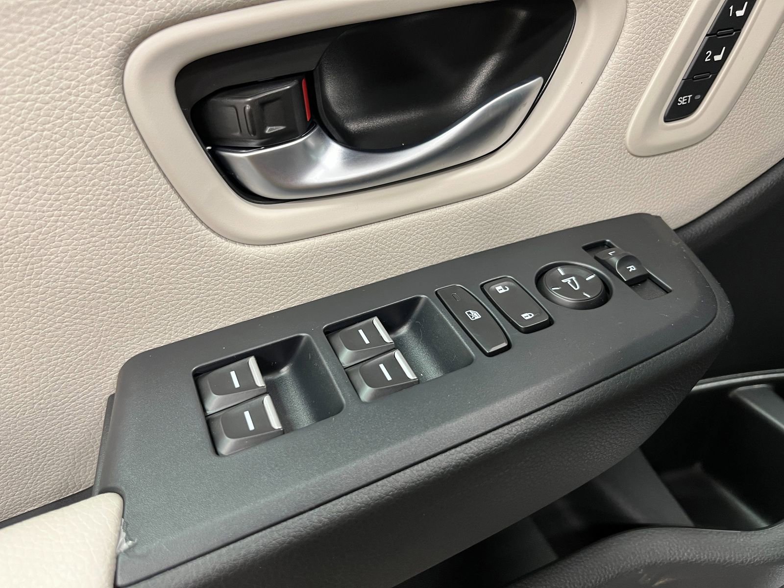 New 2026 Honda Pilot EX-L image 12