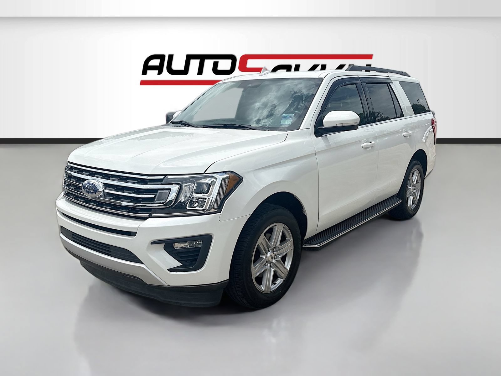 Used 2021 Ford Expedition XLT RWD image 3