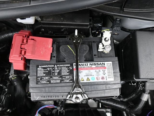 Used 2025 Nissan Versa S w/ Trunk Package FWD image 31