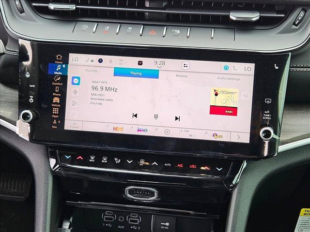 New 2026 Jeep Grand Cherokee Altitude AWD/4WD image 14