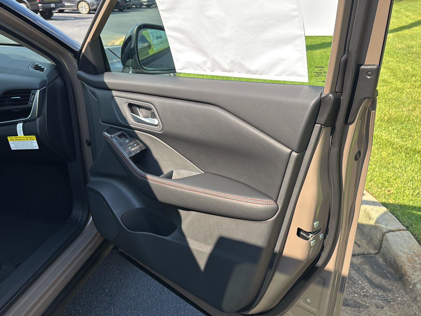 New 2026 Nissan Rogue SV image 12