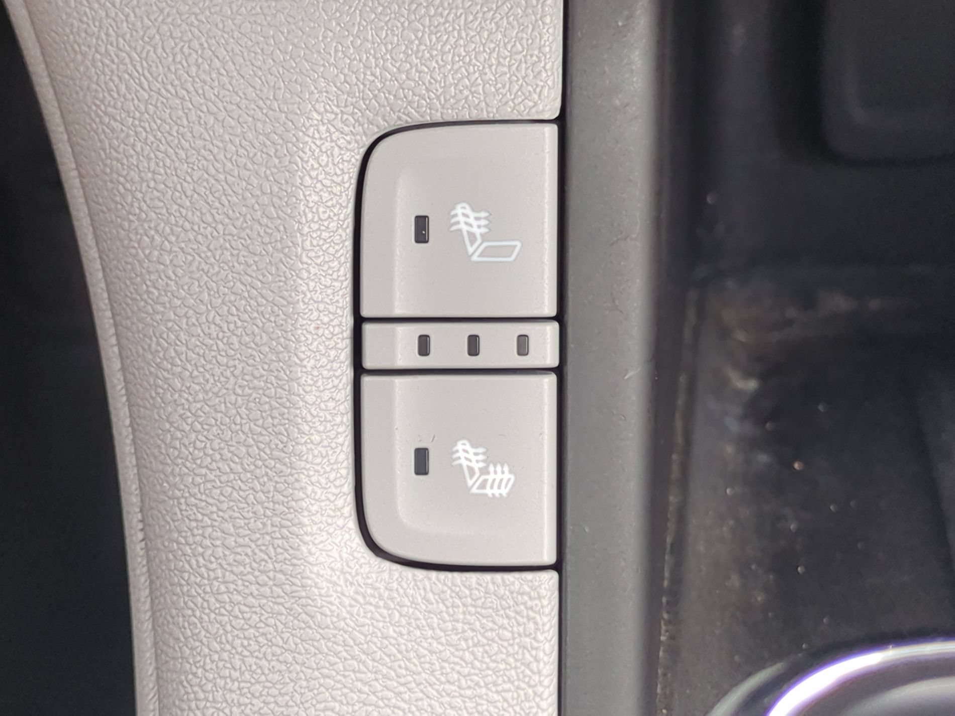 Used 2018 GMC Acadia SLT FWD image 24