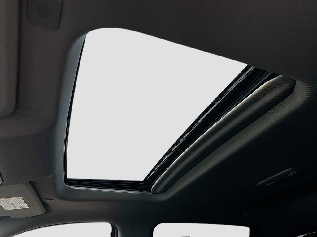 Used 2025 GMC Sierra 3500 Denali w/ Denali Reserve Package image 19