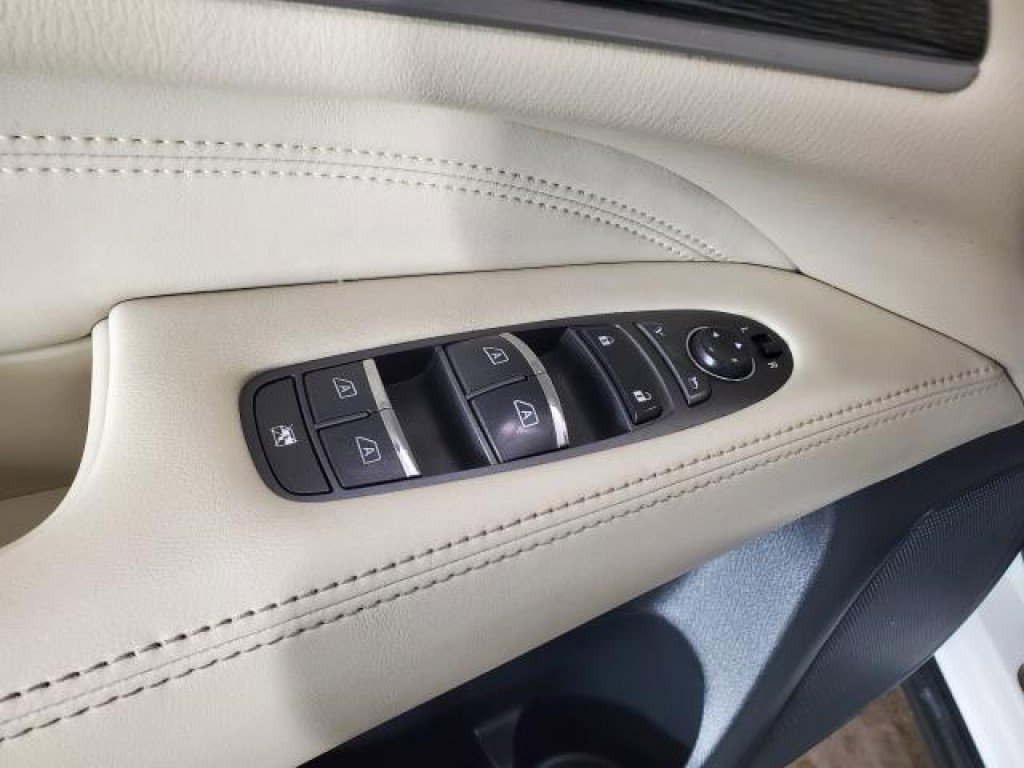 Used 2017 INFINITI QX60 AWD w/ Premium Plus Package image 15