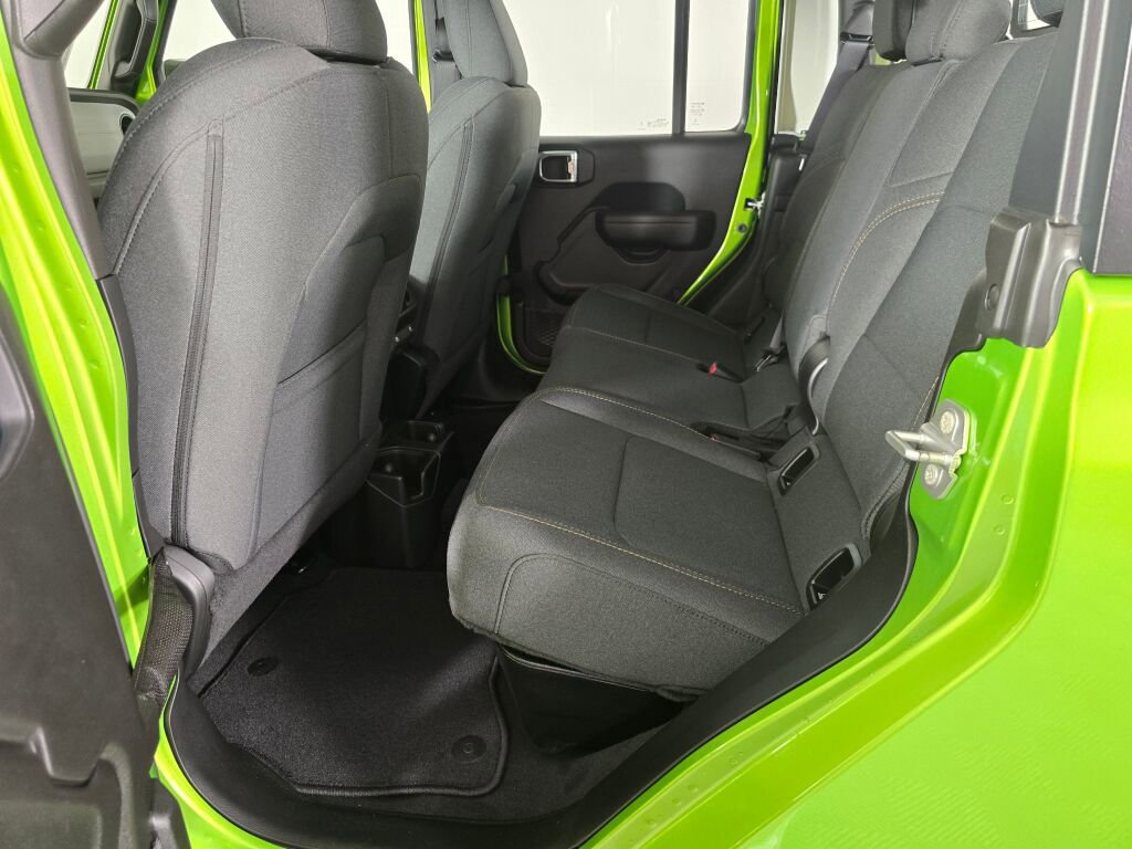 New 2025 Jeep Gladiator Sport image 33