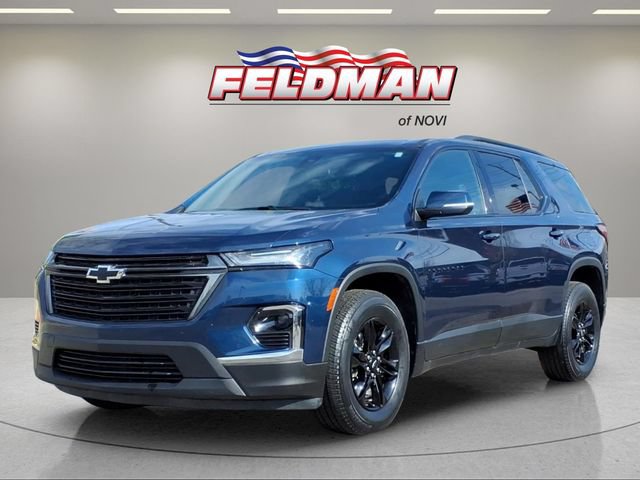 Used 2023 Chevrolet Traverse LT FWD image 1