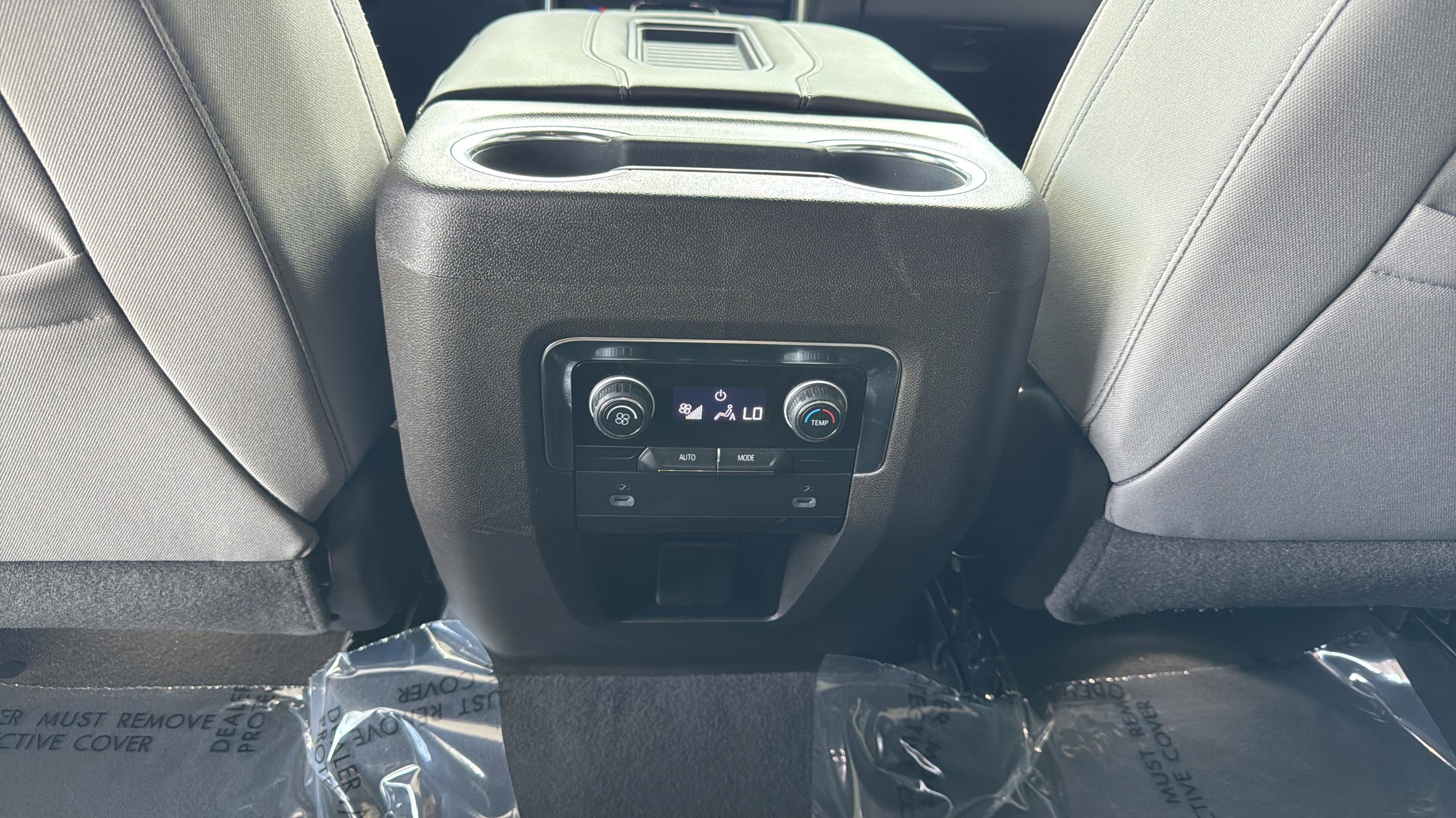 Used 2024 Chevrolet Tahoe LS RWD image 40