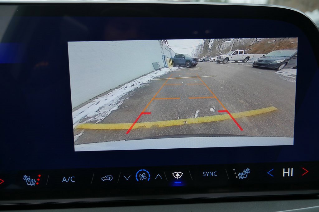 New 2026 Chevrolet Traverse LT w/ LPO, Floor Liner Package image 17