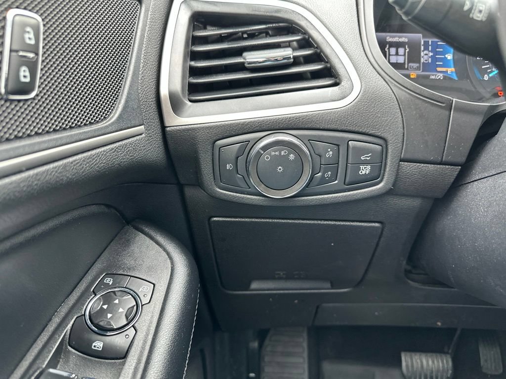 Certified 2022 Ford Edge SEL w/ Convenience Package AWD/4WD image 33