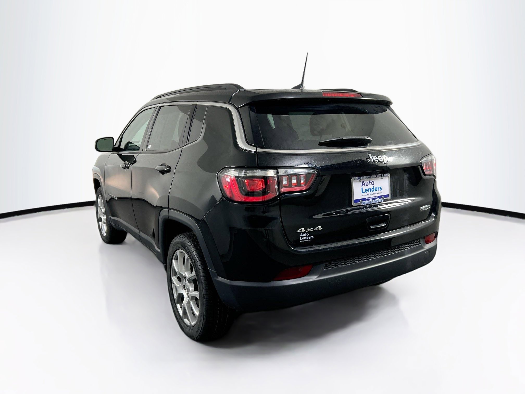 Used 2022 Jeep Compass Latitude AWD/4WD image 7