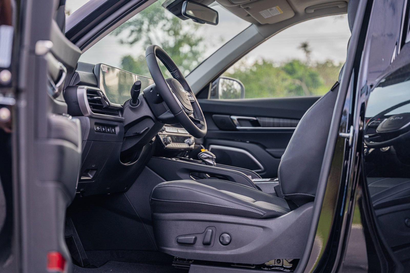 New 2025 Kia Telluride EX w/ EX Captain's Chair Package image 13