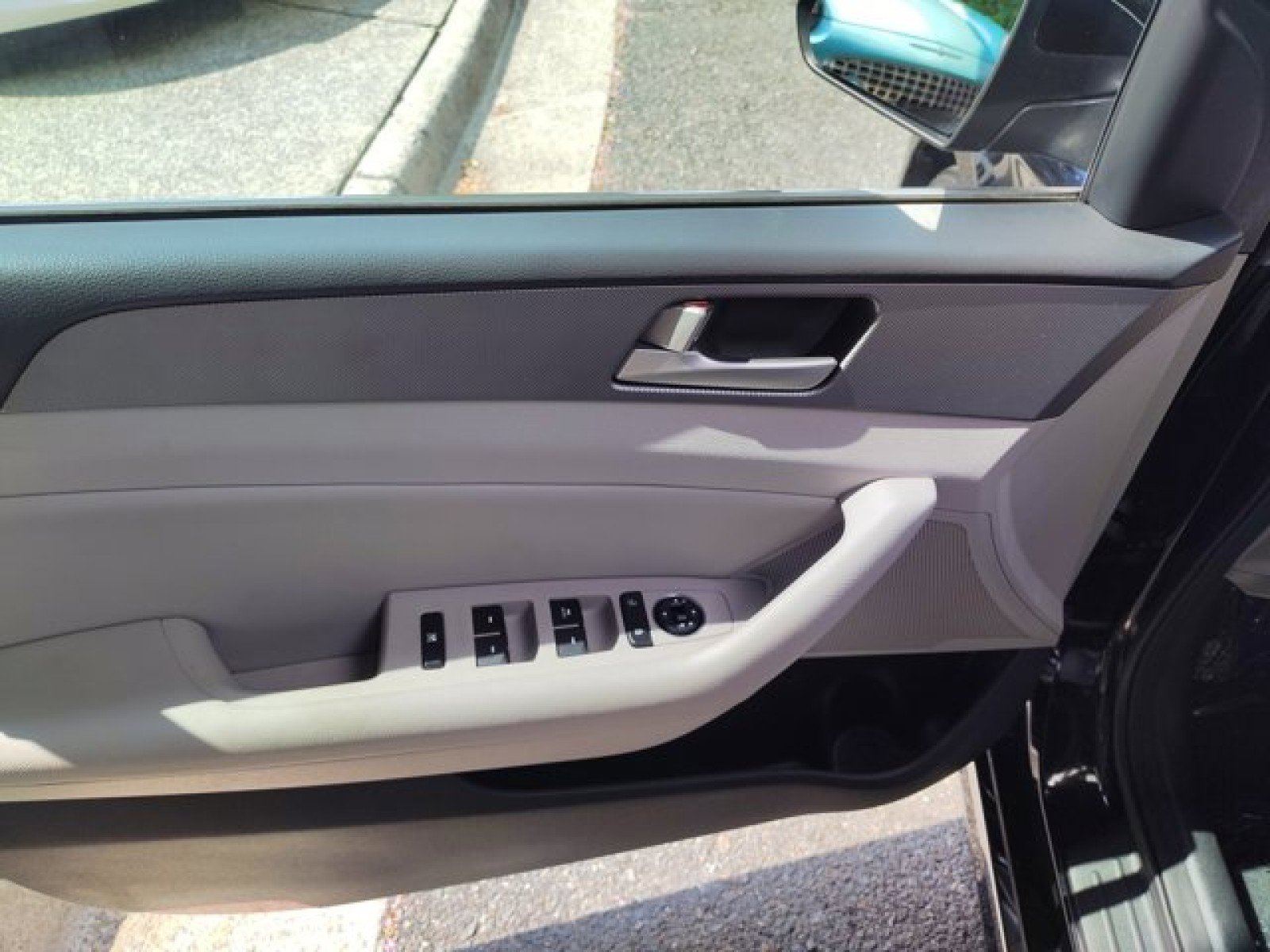 Used 2016 Hyundai Sonata SE image 19