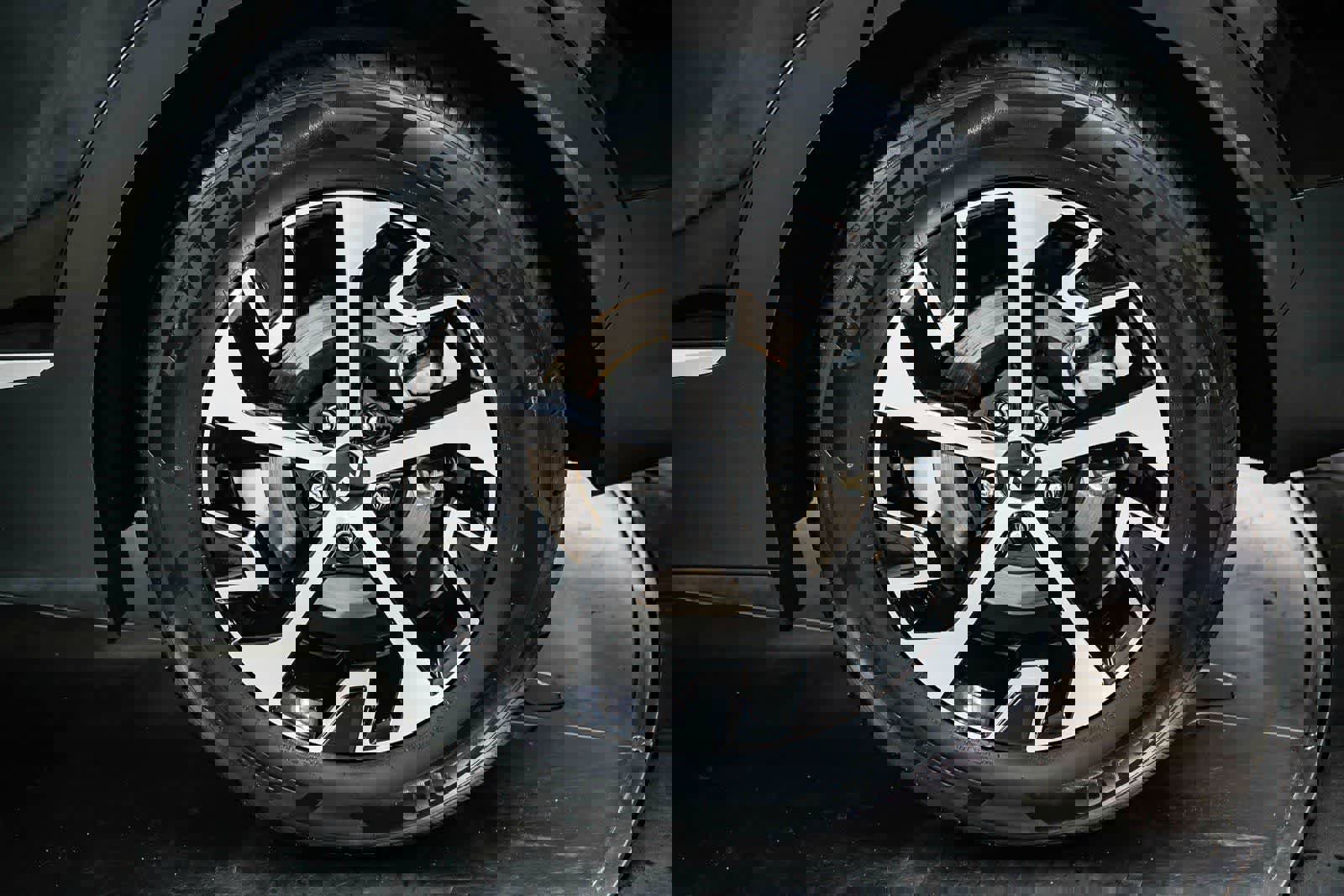 Used 2023 Kia Sportage EX image 10