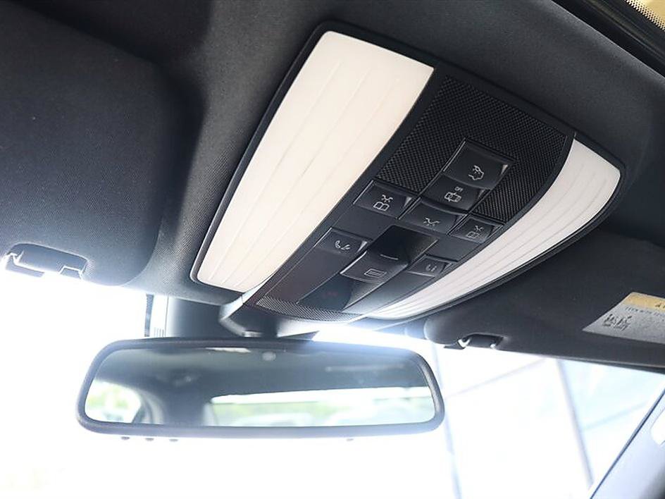 Used 2010 Mercedes-Benz E 350 Sport image 35