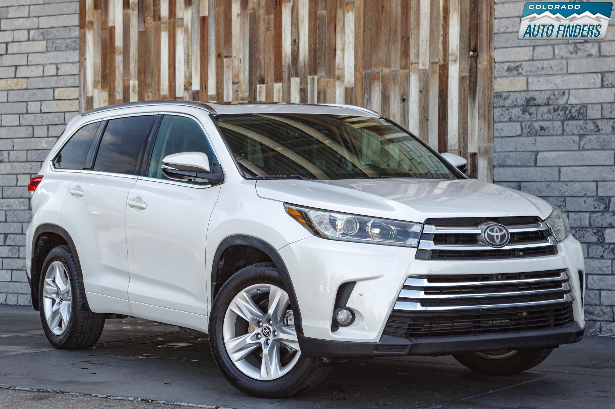 Used 2018 Toyota Highlander Limited Platinum AWD/4WD image 9