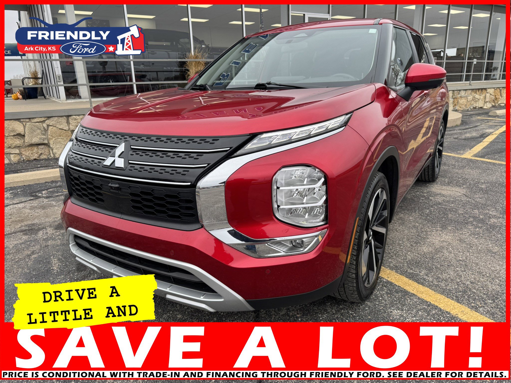 Used 2024 Mitsubishi Outlander SE image 1