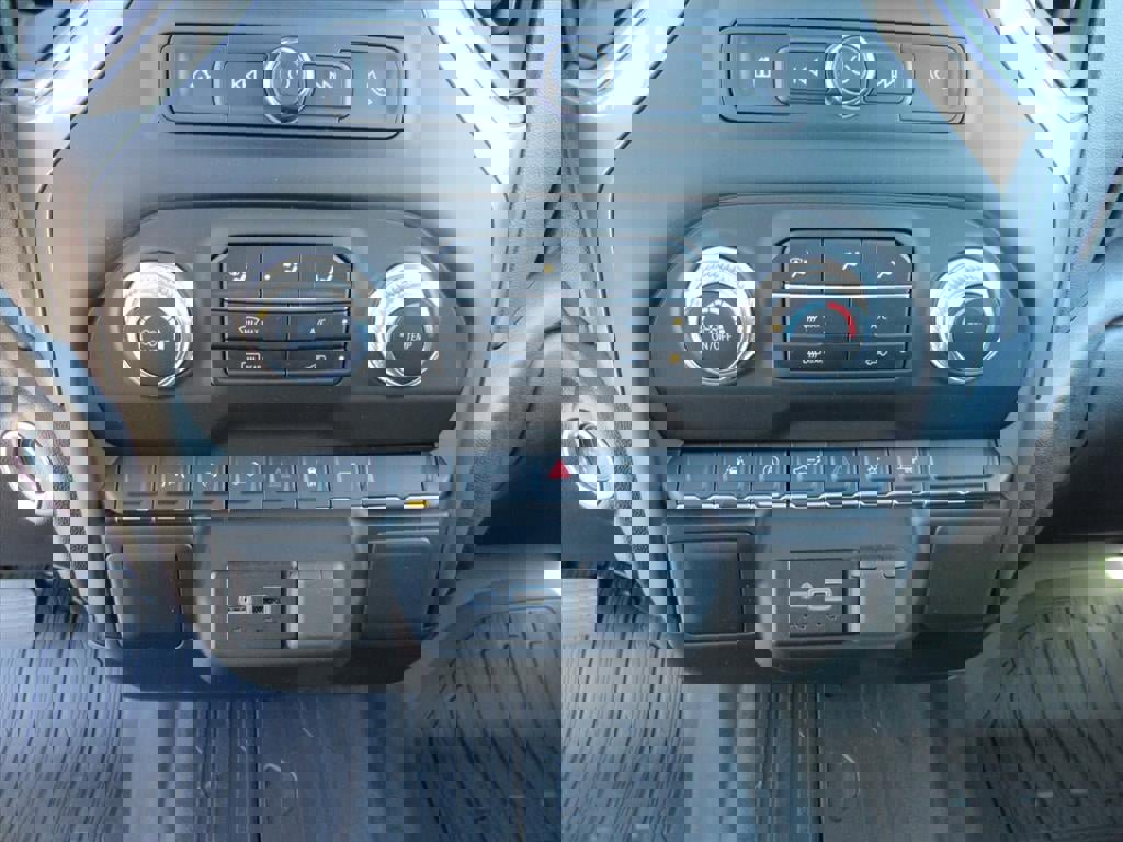 New 2026 GMC Sierra 1500 Pro w/ Pro Value Package image 25