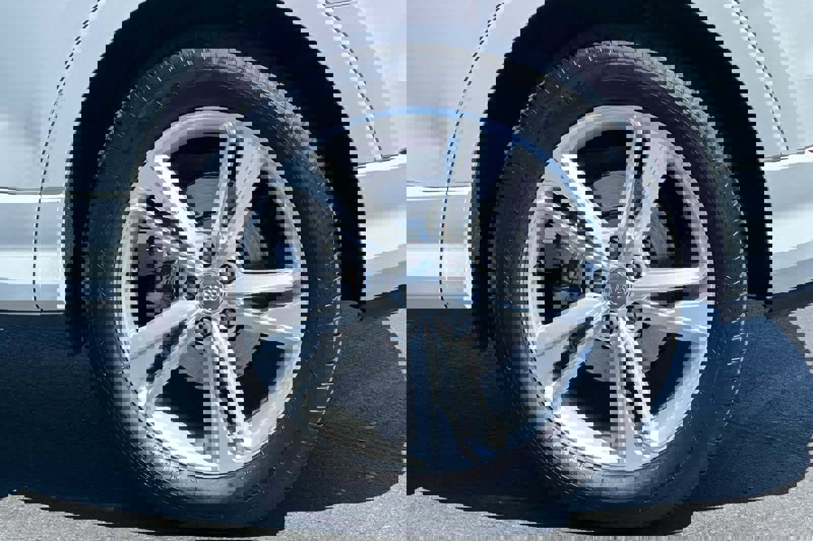 Used 2020 Audi Q3 2.0T Premium Plus w/ Premium Plus Package AWD/4WD image 31