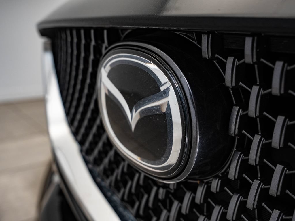 Used 2018 MAZDA MAZDA6 Signature FWD image 3