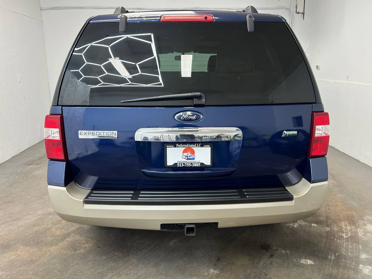 Used 2009 Ford Expedition Eddie Bauer AWD/4WD image 5