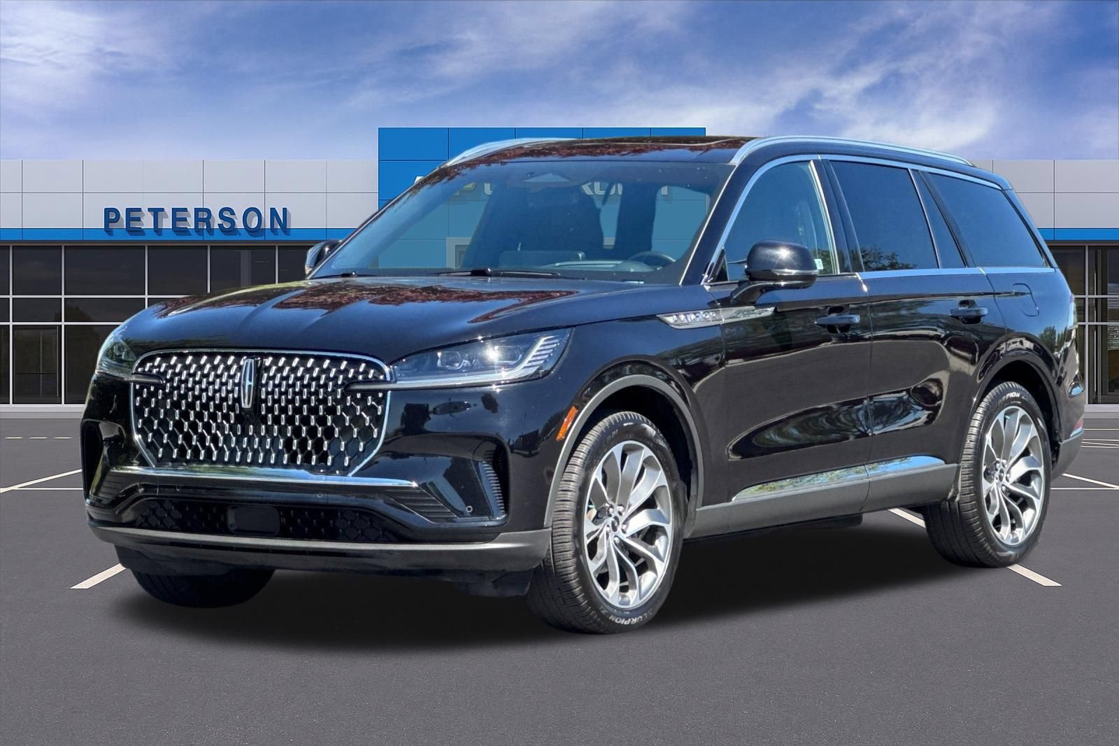 Used 2025 Lincoln Aviator Reserve AWD/4WD image 8