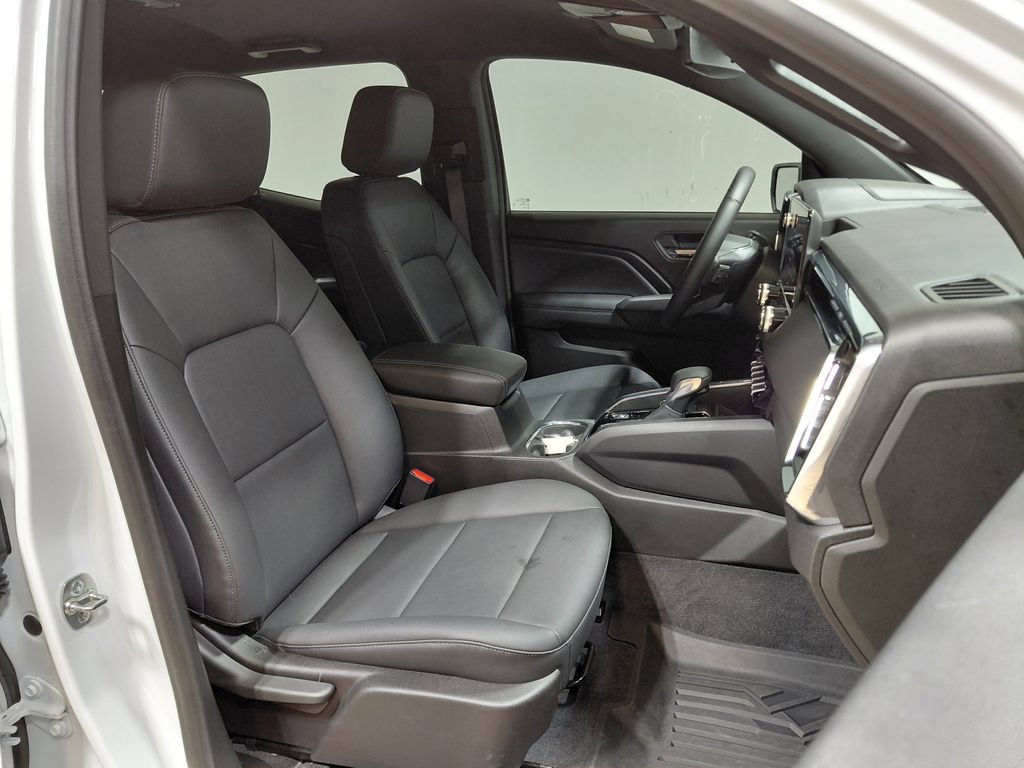 Used 2024 GMC Canyon Elevation w/ Elevation Premium Package AWD/4WD image 29