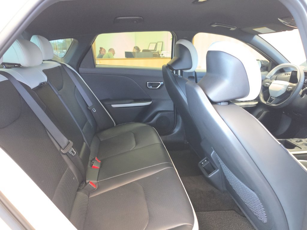 Certified 2026 Kia K4 EX FWD image 47