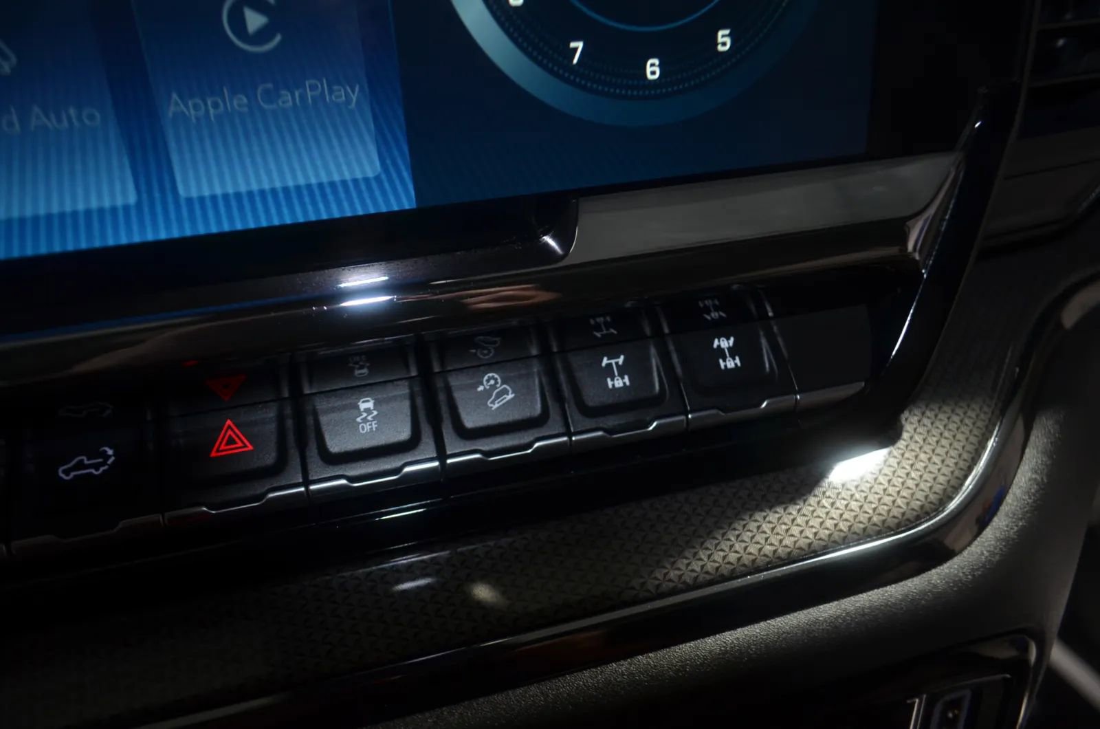 Used 2023 Chevrolet Silverado 1500 ZR2 w/ Technology Package image 49