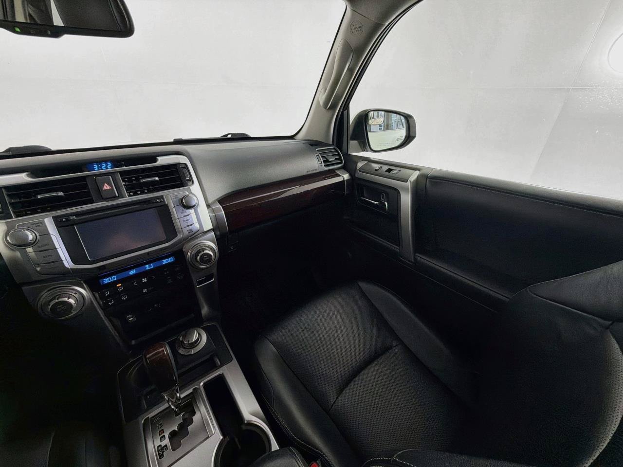 Used 2014 Toyota 4Runner Limited AWD/4WD image 12