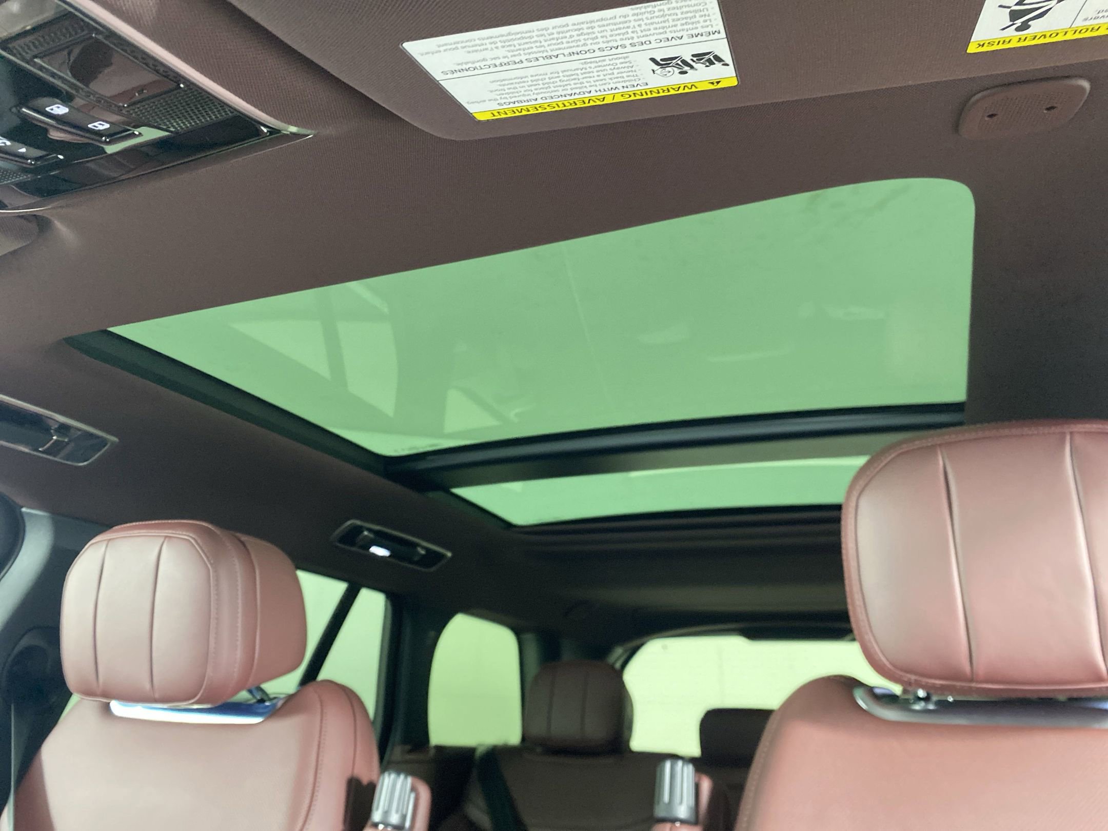 New 2025 Land Rover Range Rover SE image 11