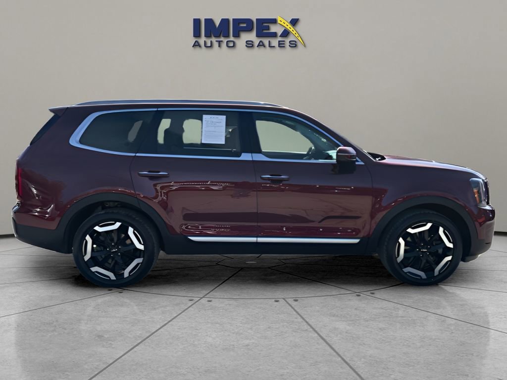 Used 2023 Kia Telluride S image 6