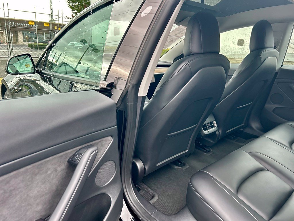 Used 2023 Tesla Model 3 Long Range AWD/4WD image 11