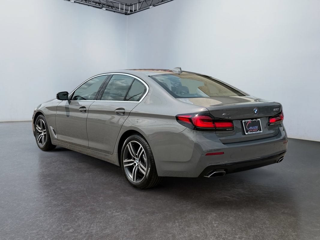 Used 2022 BMW 530i xDrive w/ Convenience Package AWD/4WD image 7
