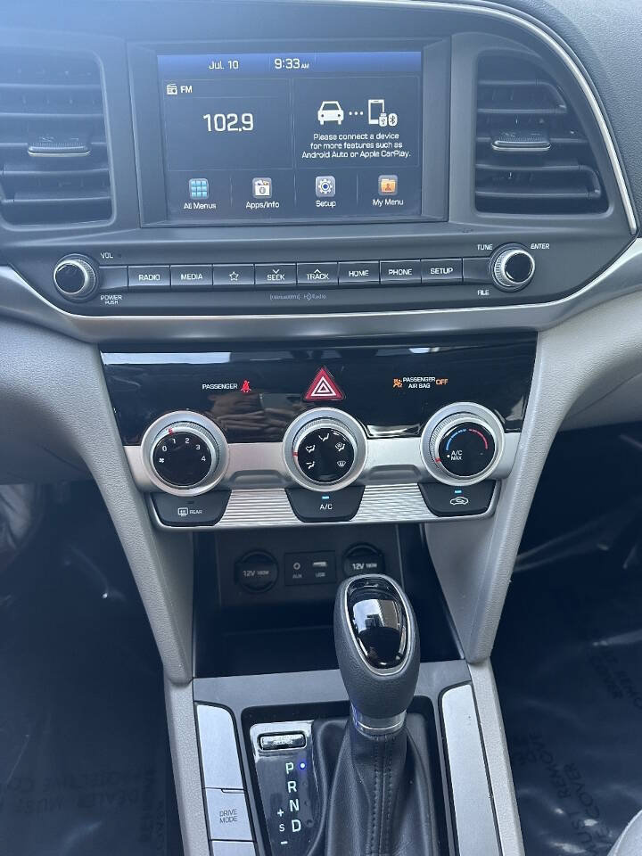 Used 2019 Hyundai Elantra SEL FWD image 13