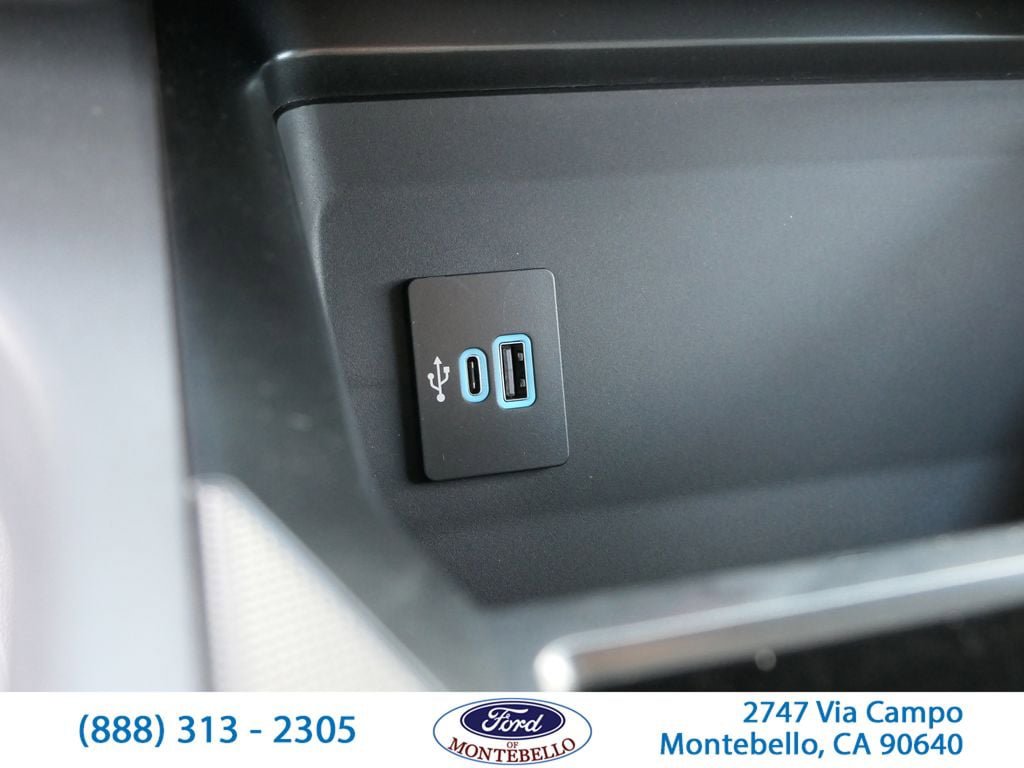 New 2026 Ford F250 XLT w/ XLT Premium Package image 24