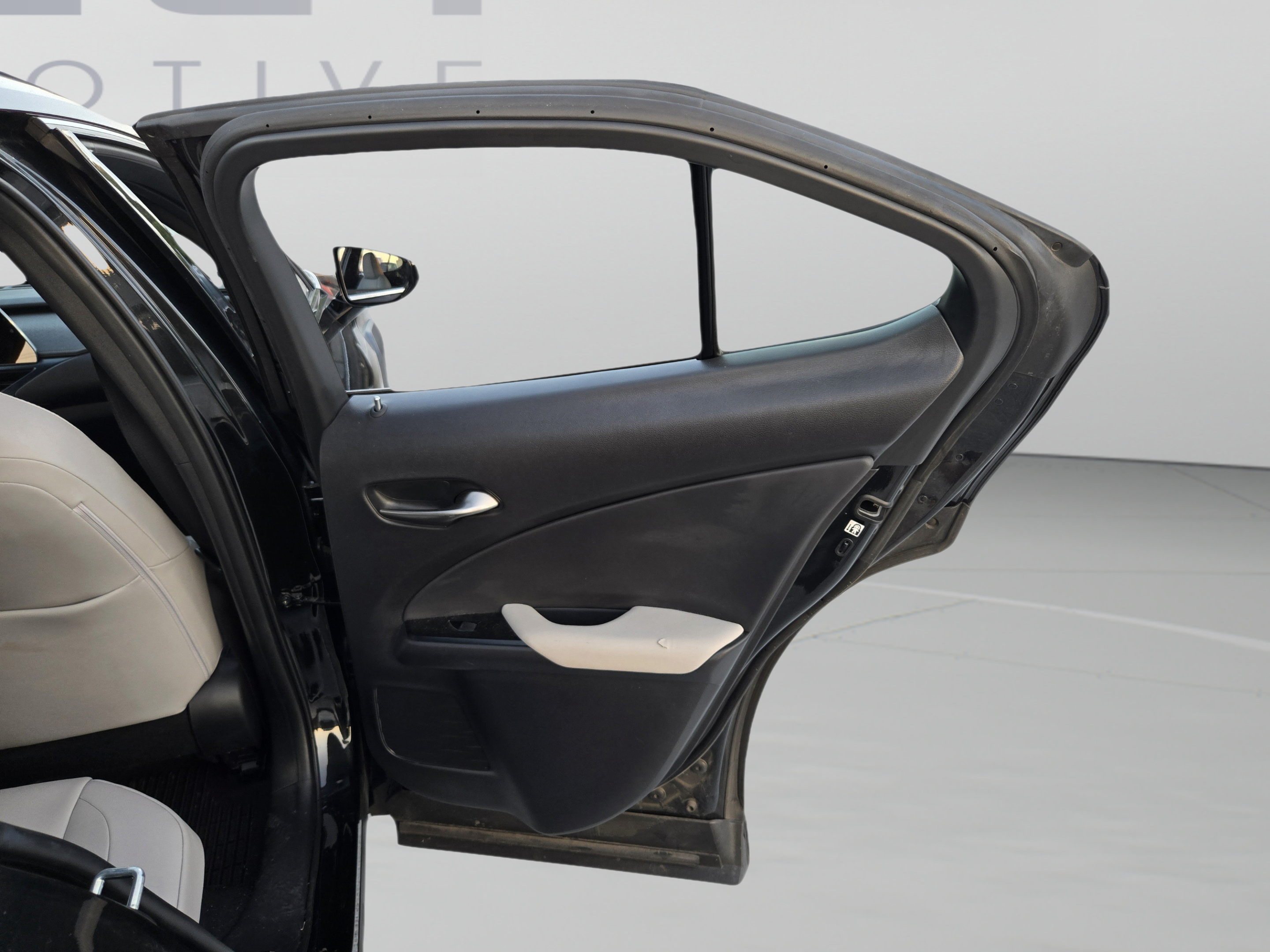 Certified 2024 Lexus UX 250h FWD image 19