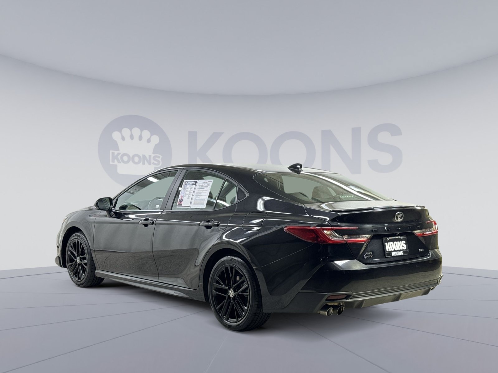 Used 2025 Toyota Camry SE w/ Convenience Package AWD/4WD image 18