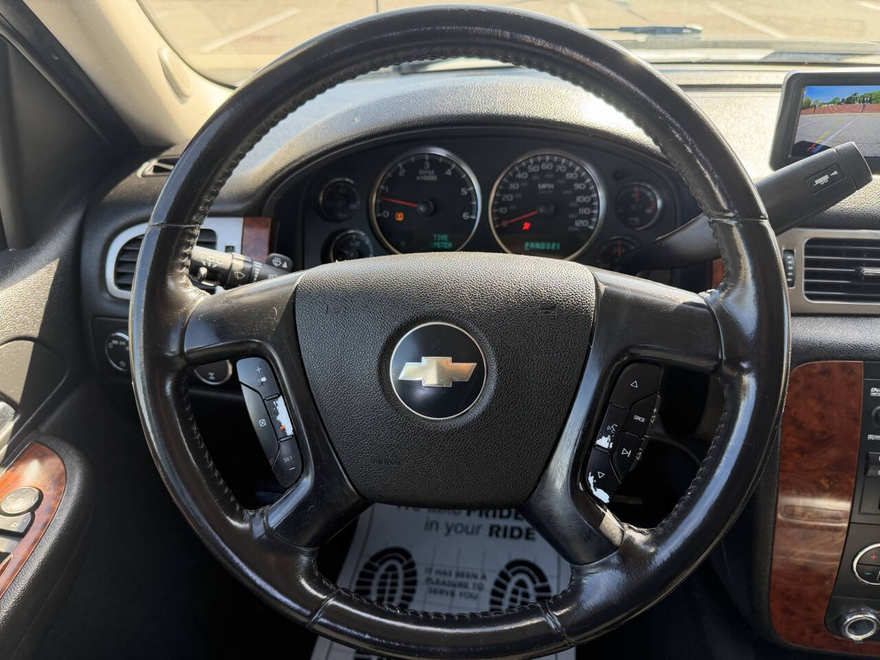 Used 2007 Chevrolet Suburban 2500 LT AWD/4WD image 18