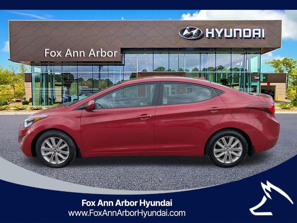 Used 2014 Hyundai Elantra SE w/ Option Group 02 FWD image 2