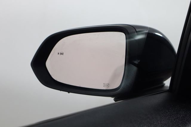 Used 2024 Chevrolet Equinox EV RS w/ LPO, Trailering Package image 46