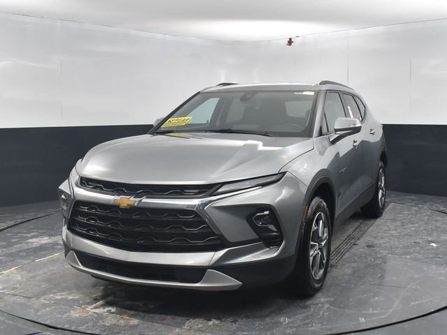 Used 2024 Chevrolet Blazer LT image 4